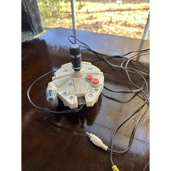 Star Wars Millenium Falcon 2006 Jakks Pacific Plug N Play TV Video Game - Picture 4 of 10